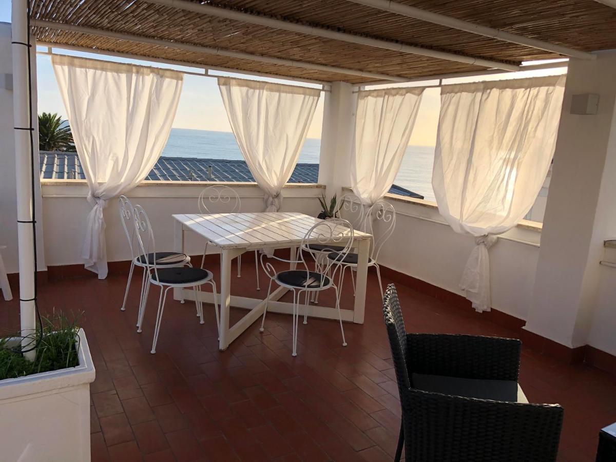 La Terrazza Sul Mare Villa Santa Marinella Buitenkant foto