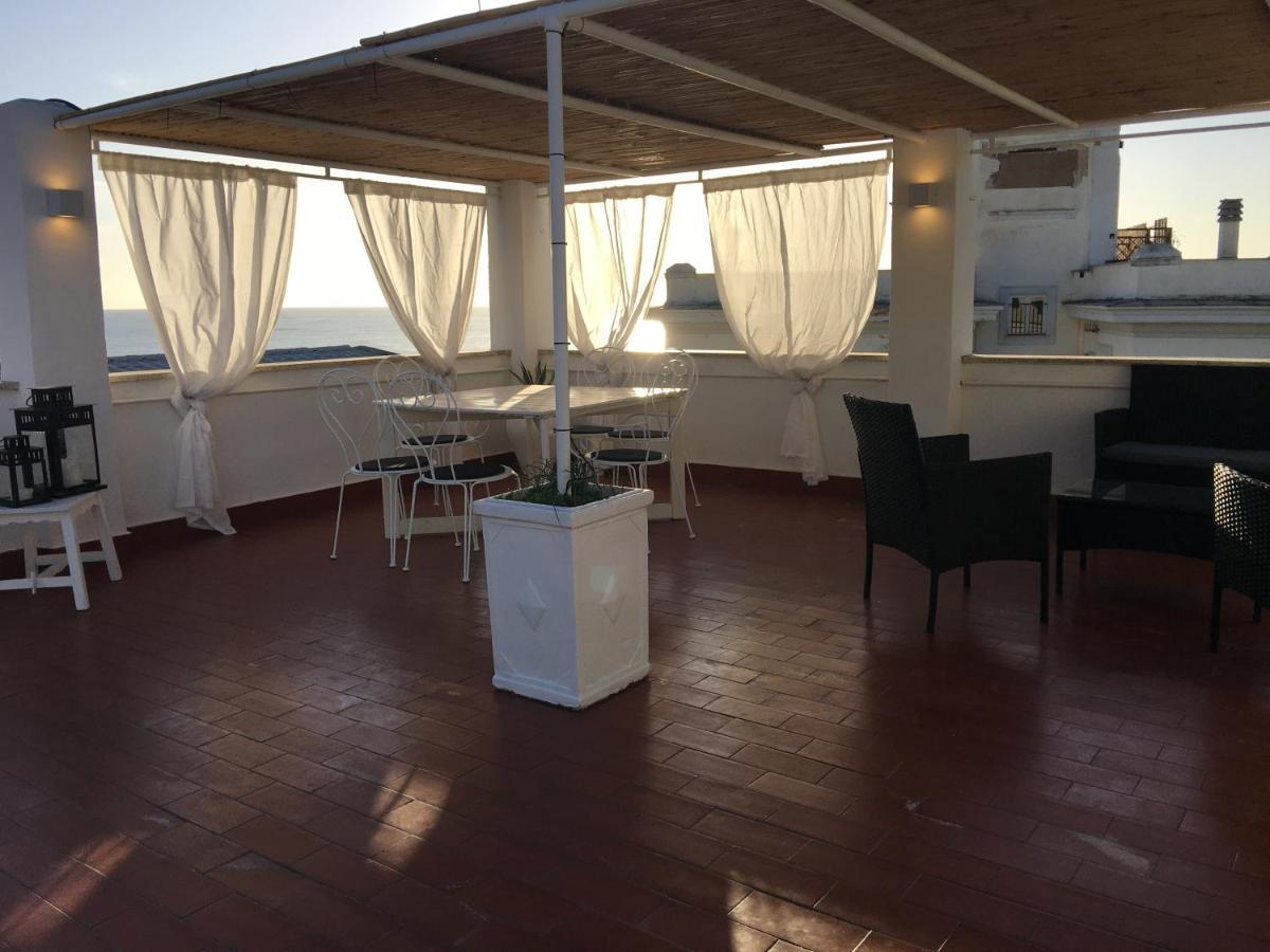 La Terrazza Sul Mare Villa Santa Marinella Buitenkant foto