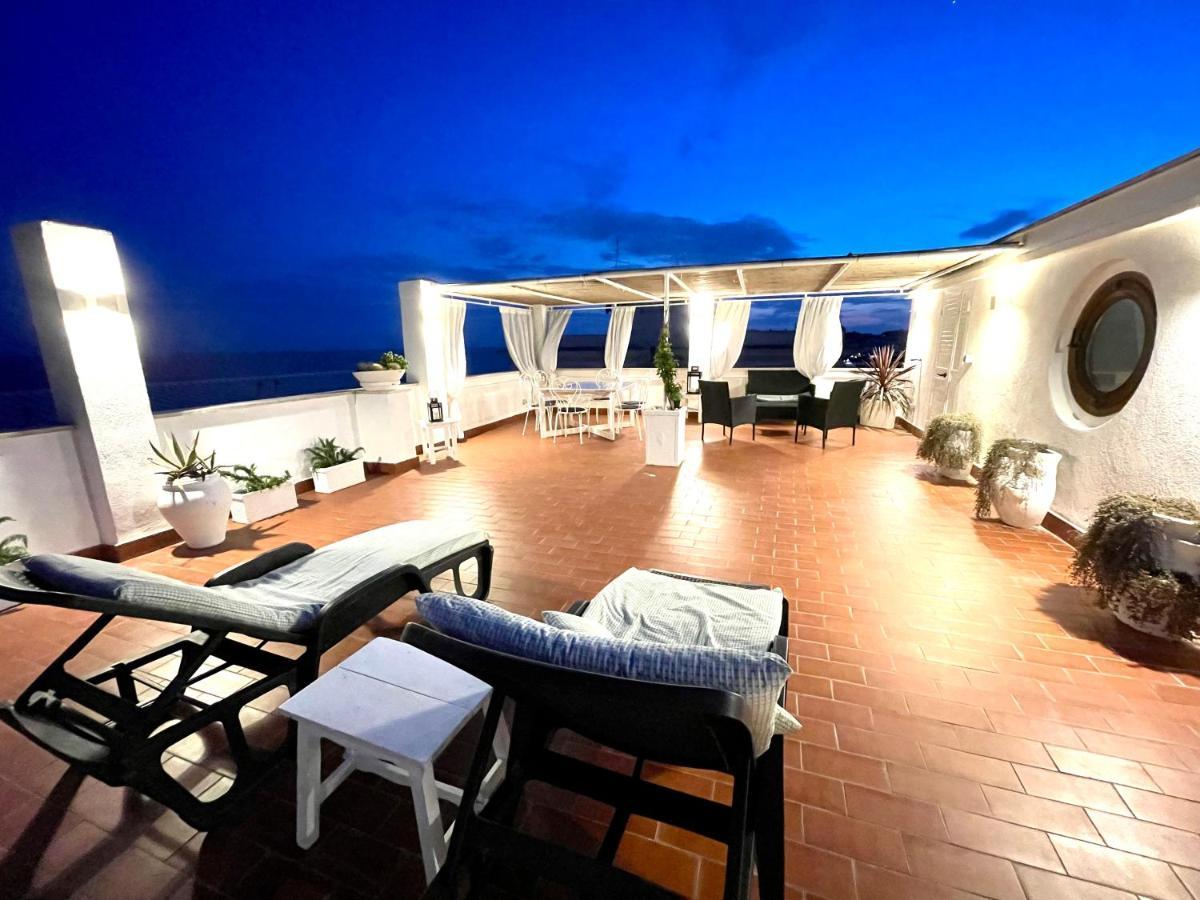 La Terrazza Sul Mare Villa Santa Marinella Buitenkant foto